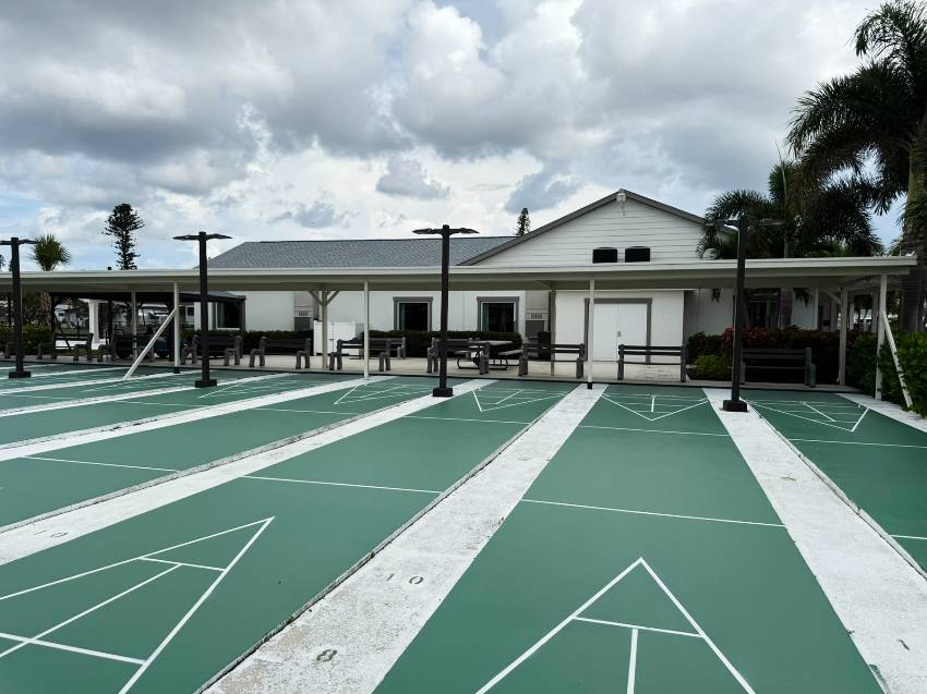 16 Peach Ave a Bradenton, FL Mobile or Manufactured Home for Sale